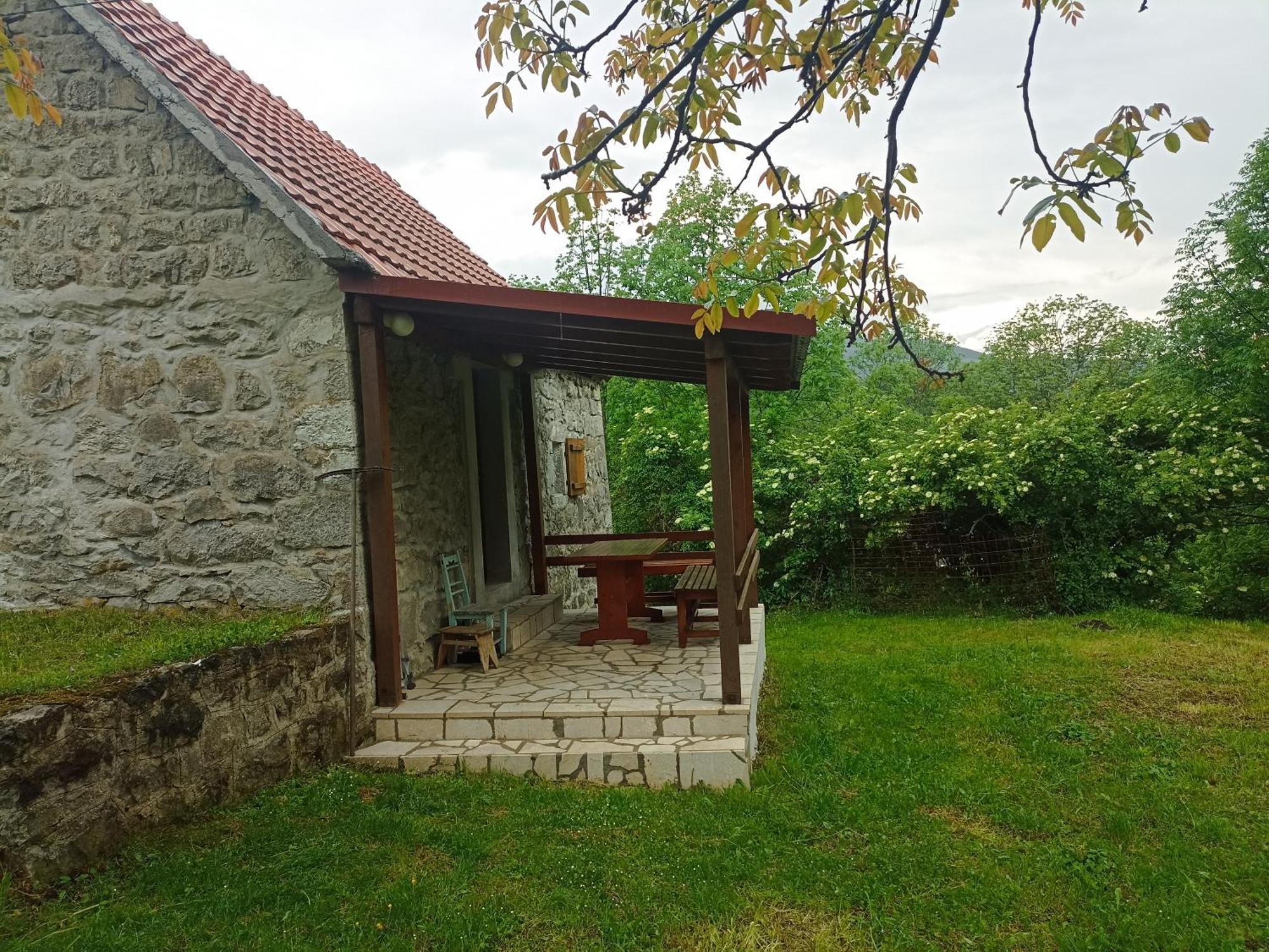 Kamena Kuca- Stone House Scepanovic Bijela Villa Savnik Exterior photo